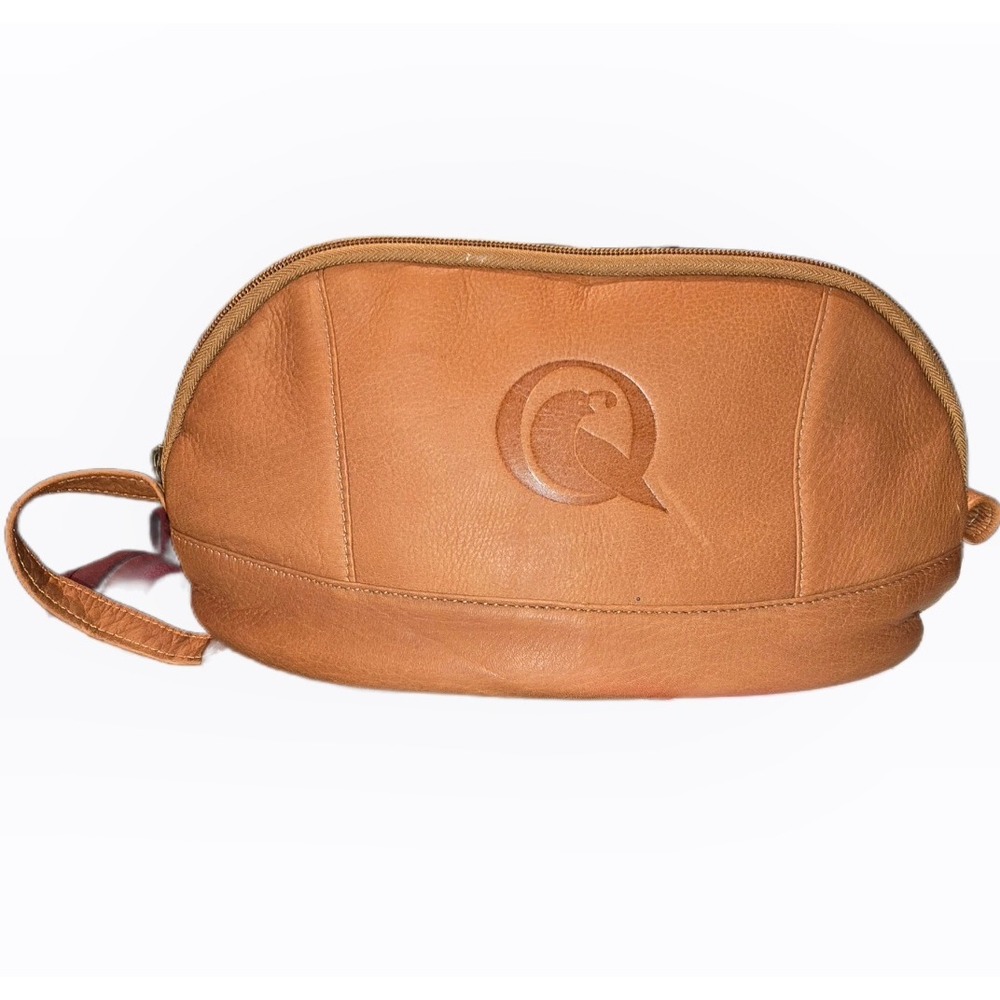 American Leather Co.‎ Shaving bag, camel color, unused, excellent condition.